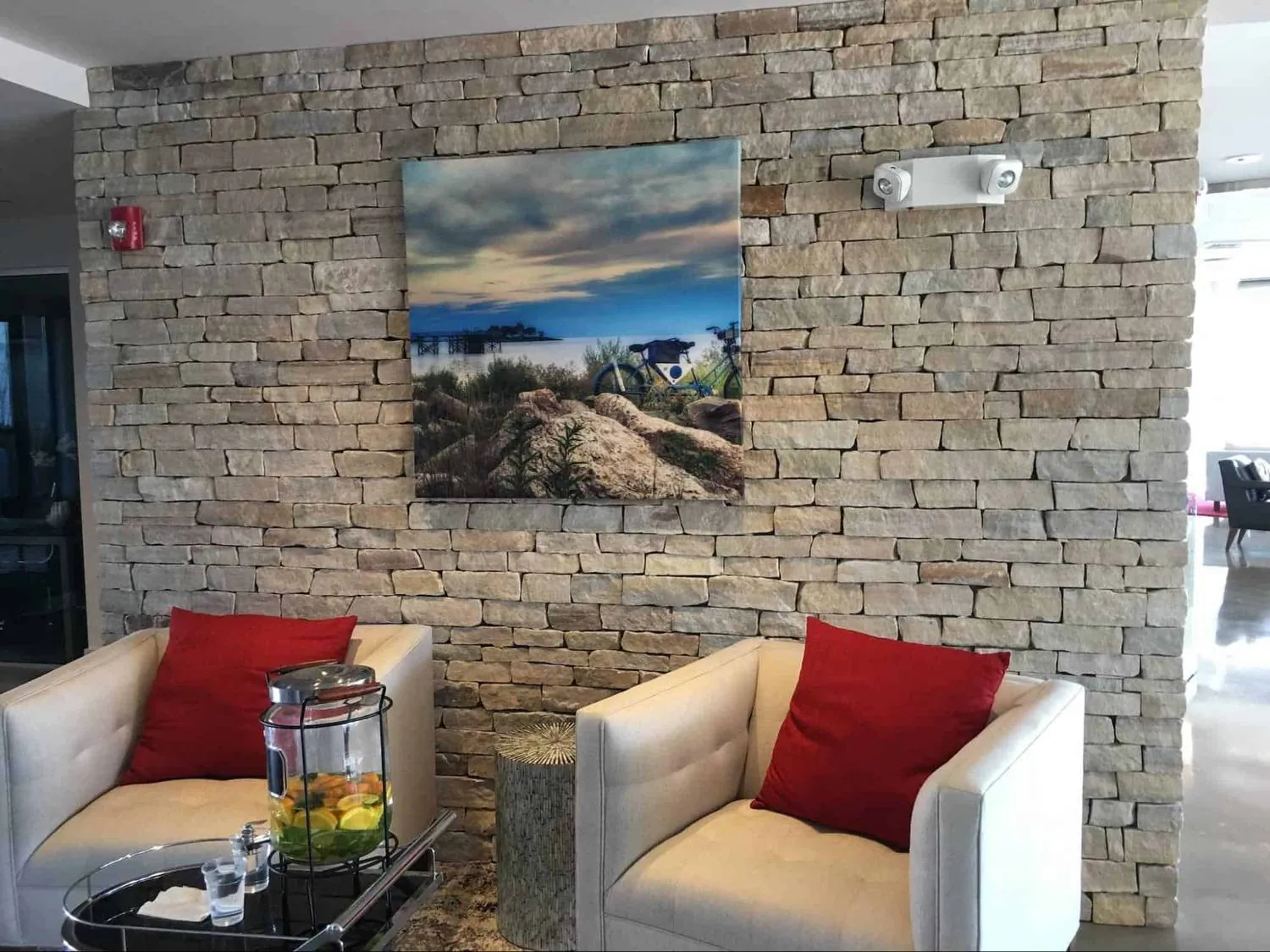 Stone veneer feature wall in a lobby